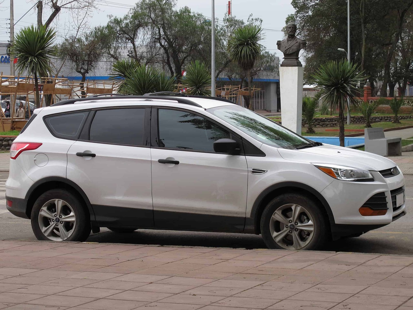 Ford Escape Years to Avoid: Expert Insights & Tips